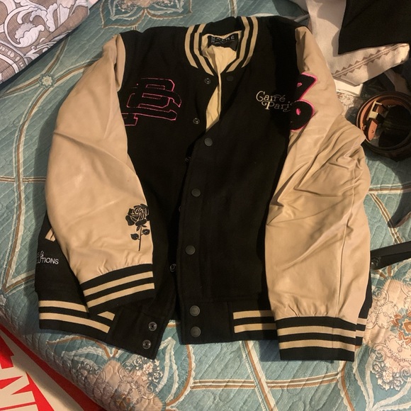 Carré Paris - Picture 1 of 9